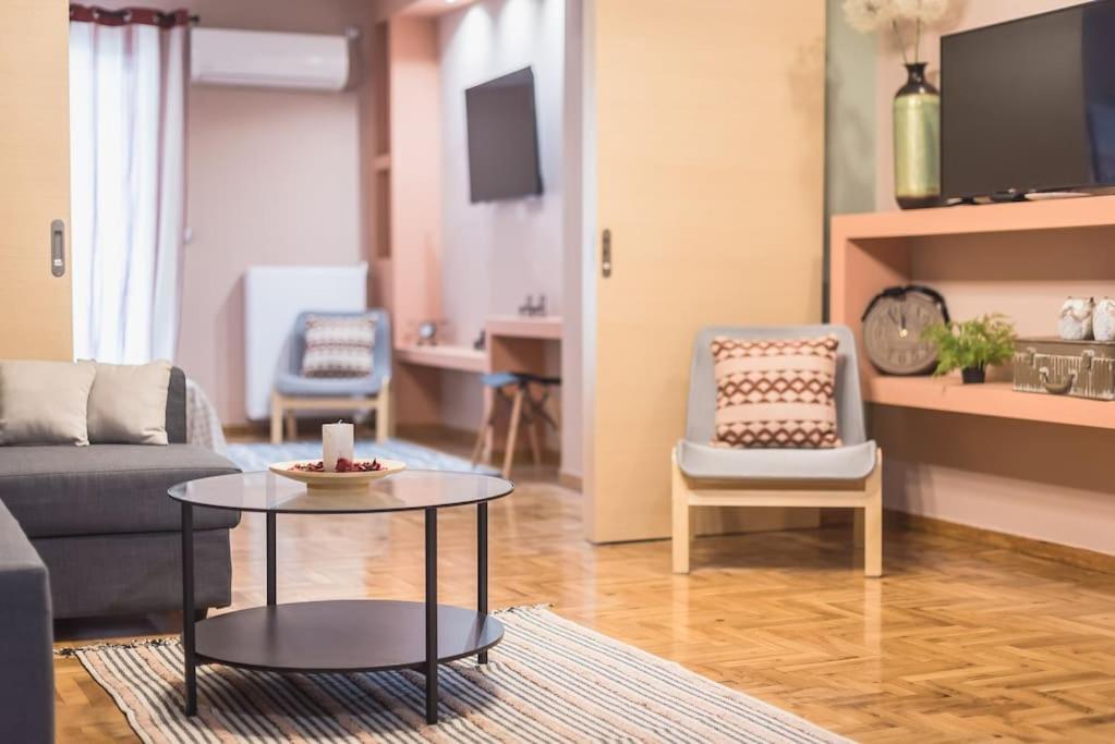 Rest Sleep Repeat By Museum-2 Apartment Athens Luaran gambar