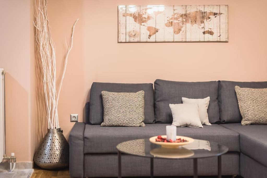 Rest Sleep Repeat By Museum-2 Apartment Athens Luaran gambar
