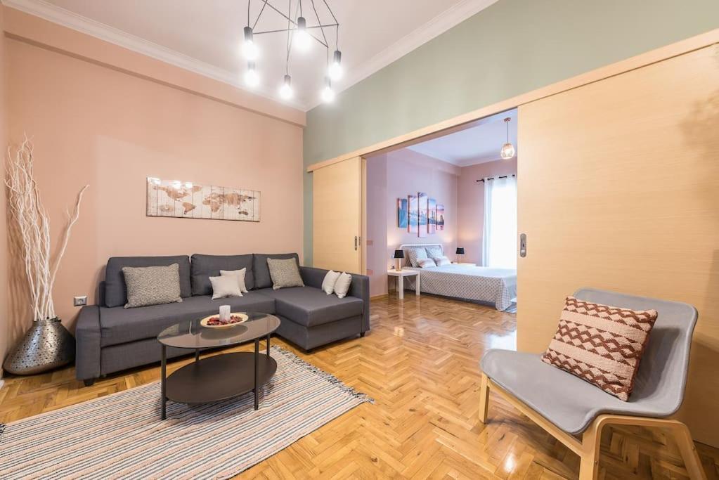 Rest Sleep Repeat By Museum-2 Apartment Athens Luaran gambar