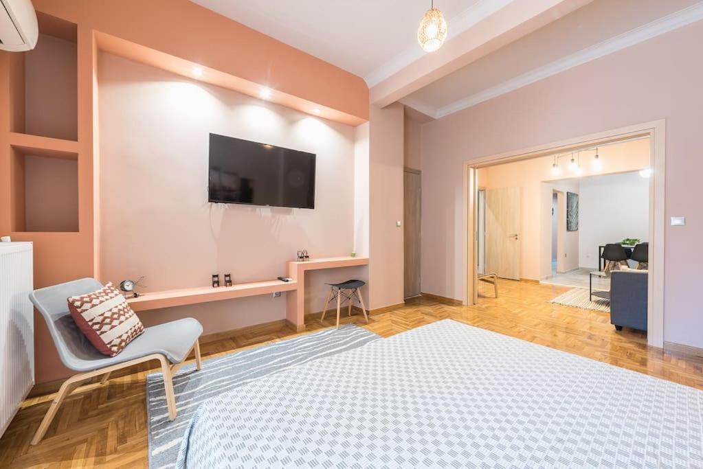 Rest Sleep Repeat By Museum-2 Apartment Athens Luaran gambar