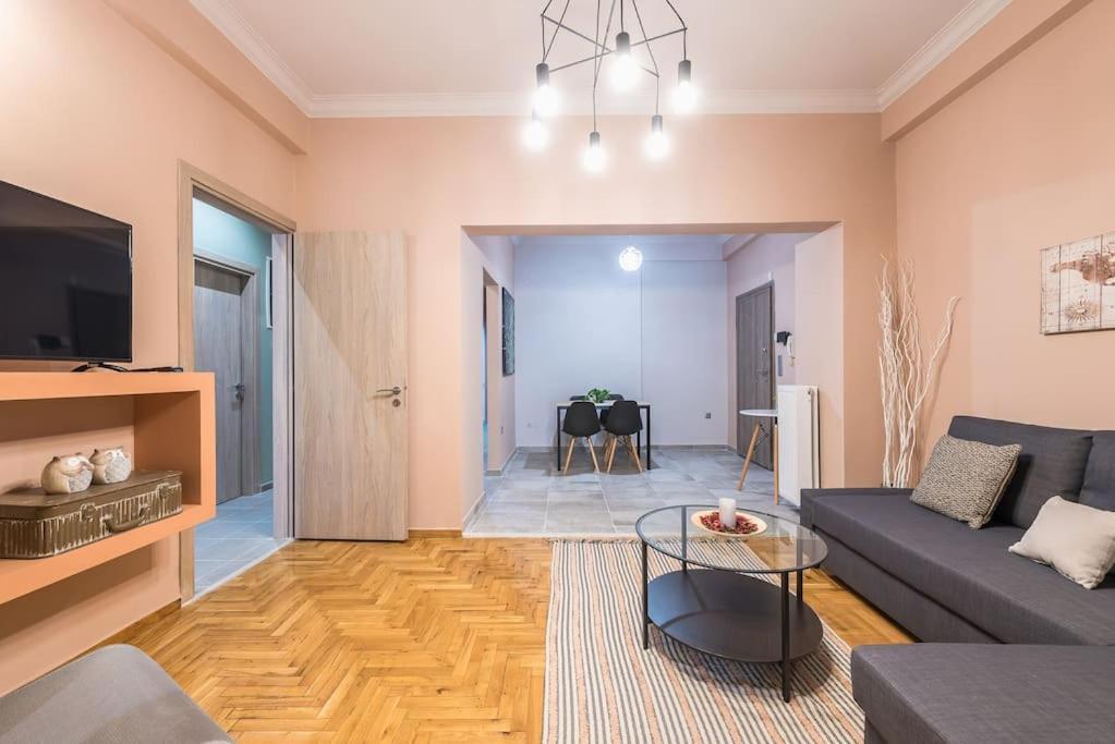 Rest Sleep Repeat By Museum-2 Apartment Athens Luaran gambar